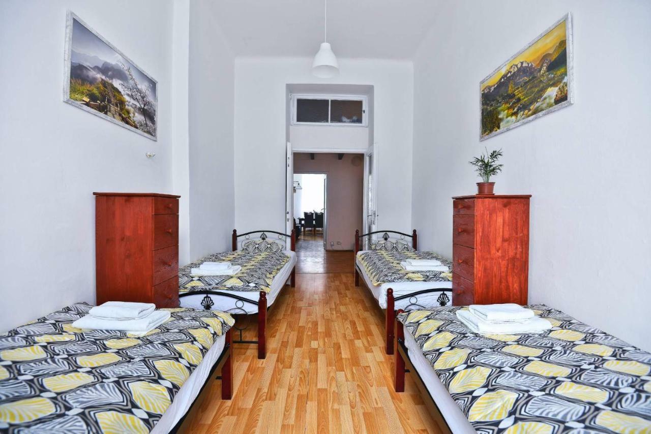 Spacious Cozy In Centre Prag